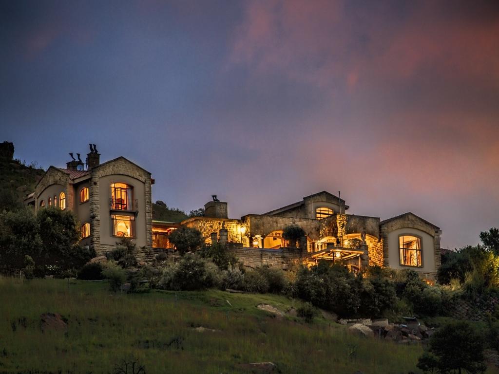 Wild Horses Lodge Harrismith Eksteriør billede